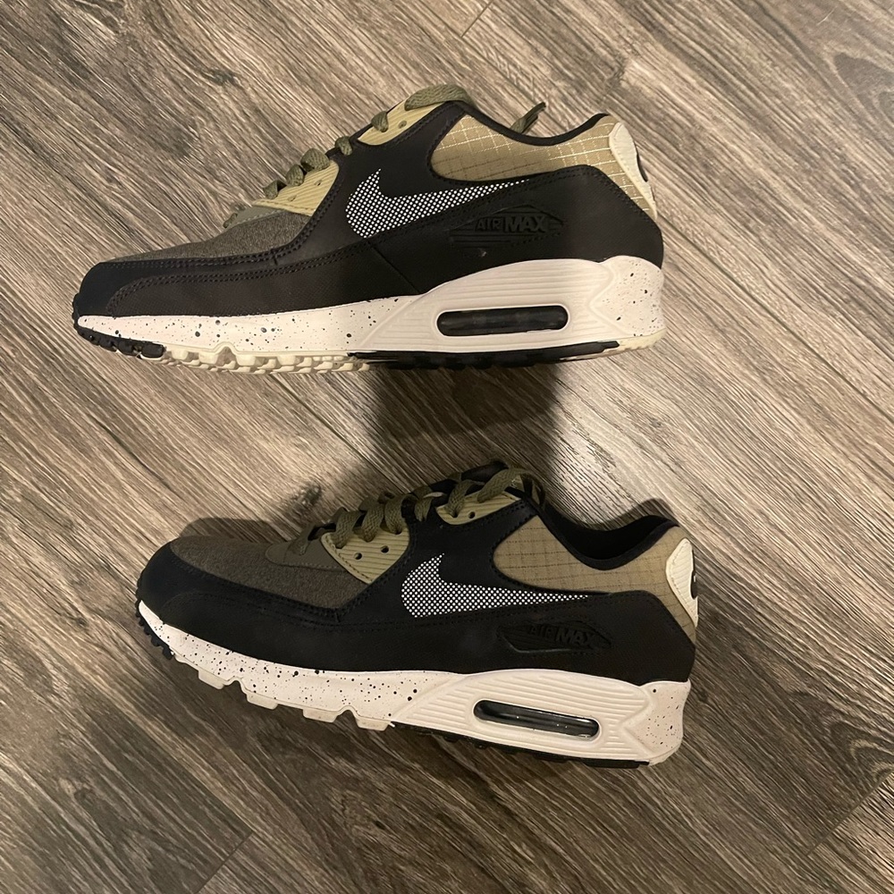 Nike Air Max 90